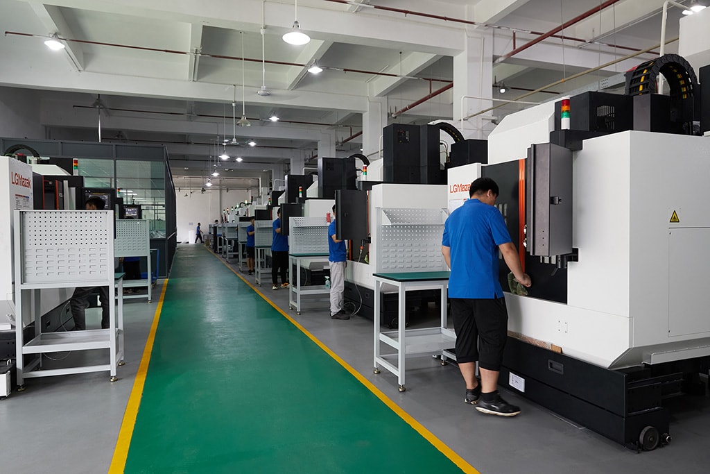 3 axis,4 axis, and 5 axis CNC Machining workshop of China CNC Turning 